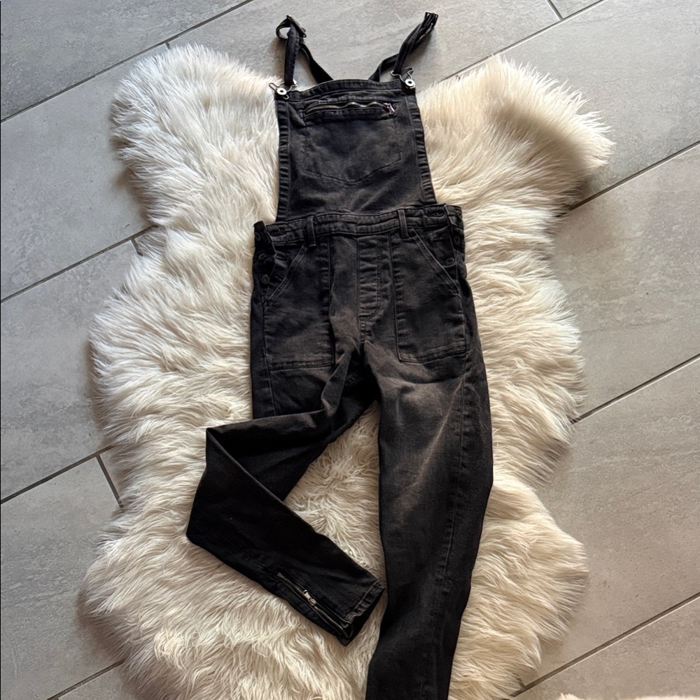 ♠️BLACK DENIM OVERALLS 👖
